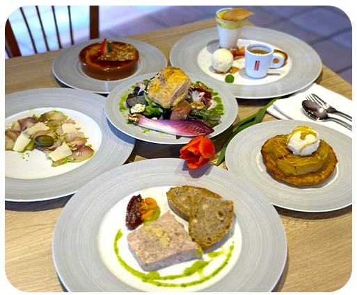 Le Restaurant - La Grange aux Fleurs - Sarran - Restaurant dans le Cantal - restaurant a faire CHAMPS-SUR-TARENTAINE-MARCHAL